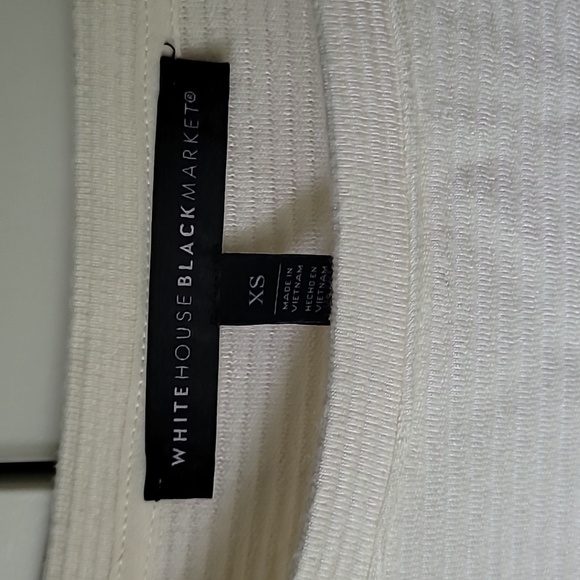 EUC WHBM cream sweater blouse size XS - Picture 2 of 5